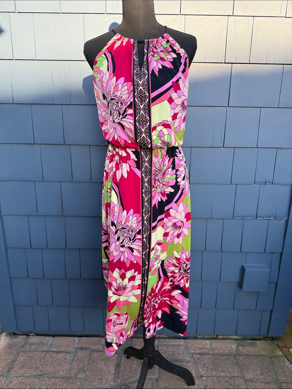 London Times Floral Maxi Dress in Pink, Lime & Black 2 70’s style